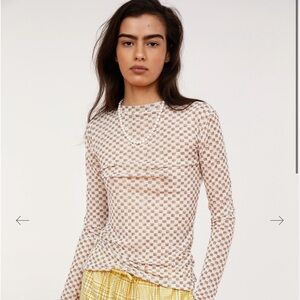 Source Unknown long sleeve checkered shirt